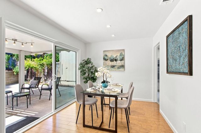 22890 Cricket Hill Road, Cupertino, CA 95014