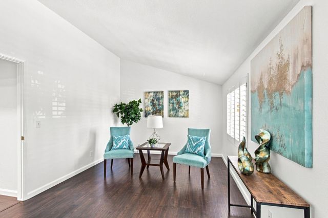 22890 Cricket Hill Road, Cupertino, CA 95014