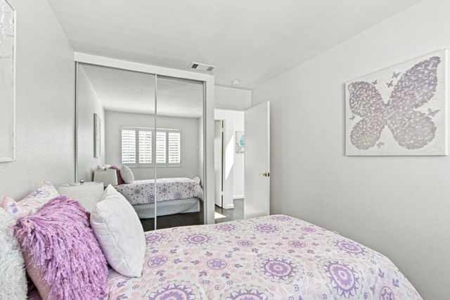 22890 Cricket Hill Road, Cupertino, CA 95014