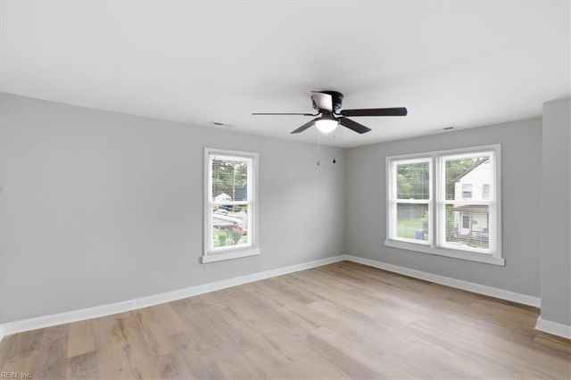 1227 31st ST, Newport News, VA 23607