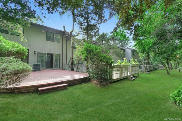 23 Meadowood Drive, Jericho, NY 11753