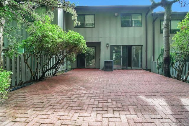 23 Meadowood Drive, Jericho, NY 11753