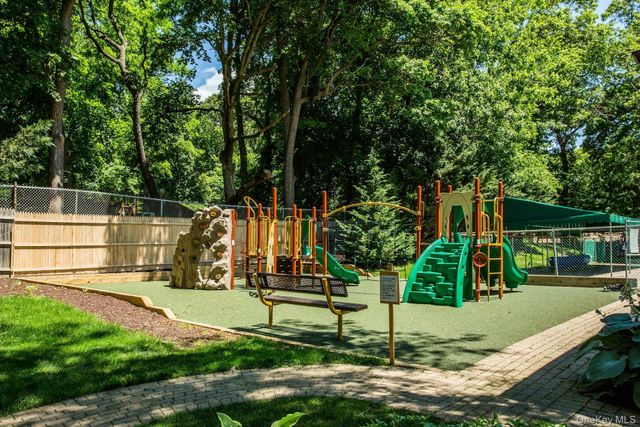 23 Meadowood Drive, Jericho, NY 11753