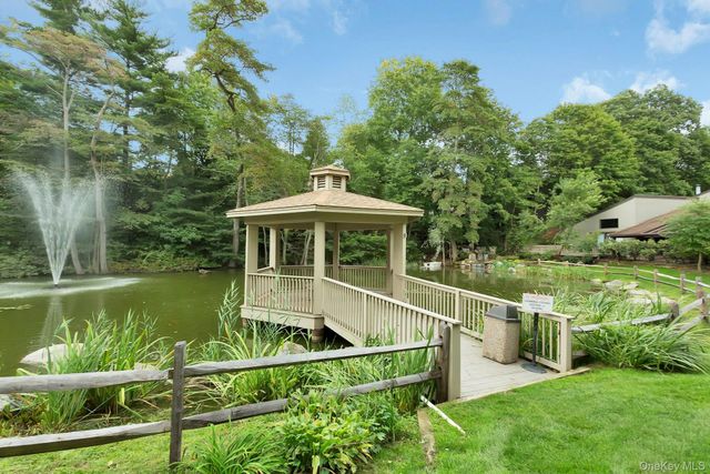 23 Meadowood Drive, Jericho, NY 11753