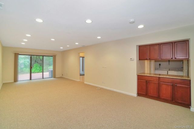 23 Meadowood Drive, Jericho, NY 11753