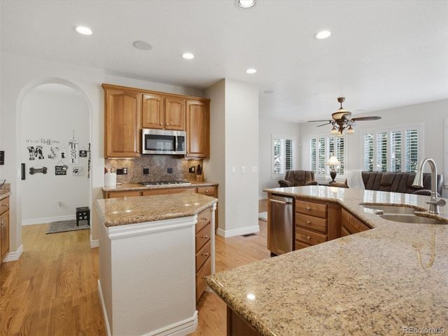 2819 Canyon Crest Drive, Highlands Ranch, CO 80126
