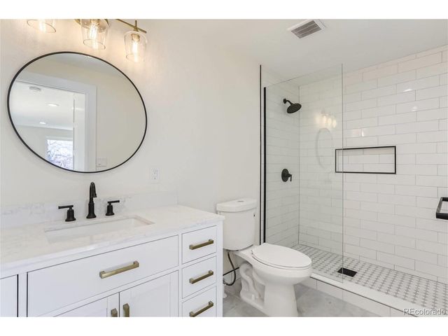 2060 Newland St, Edgewater, CO 80214