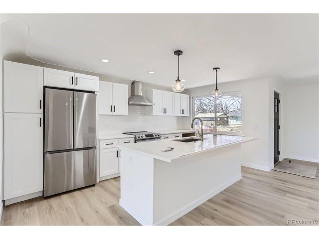 2060 Newland St, Edgewater, CO 80214