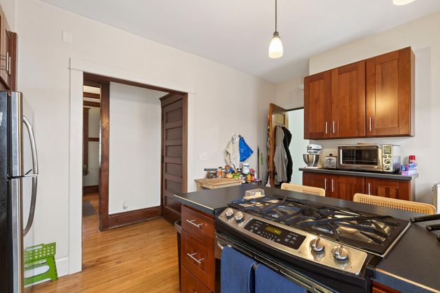 2827 & 2829 Pleasant Avenue, Minneapolis, MN 55408