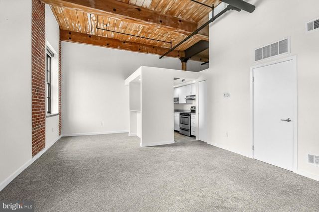 303 VINE ST #204, Philadelphia, PA 19106
