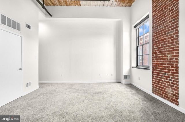 303 VINE ST #204, Philadelphia, PA 19106