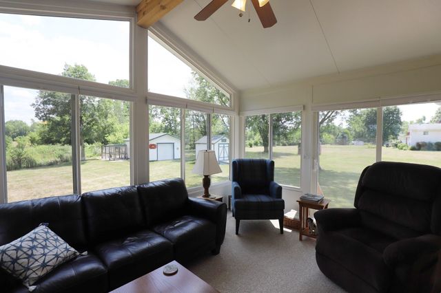 1415 S Nichols Road, Swartz Creek, MI 48473