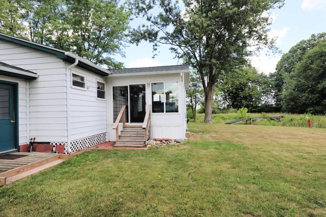 1415 S Nichols Road, Swartz Creek, MI 48473