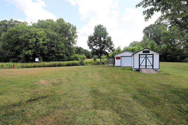 1415 S Nichols Road, Swartz Creek, MI 48473