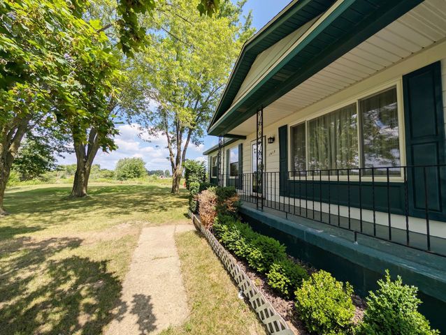 1415 S Nichols Road, Swartz Creek, MI 48473