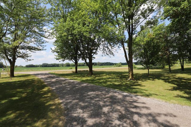 1415 S Nichols Road, Swartz Creek, MI 48473