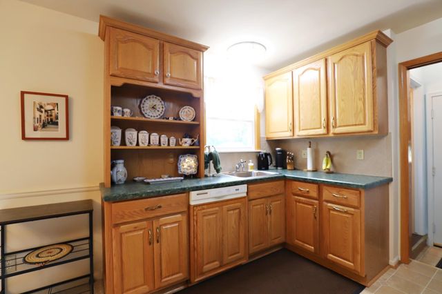 1415 S Nichols Road, Swartz Creek, MI 48473