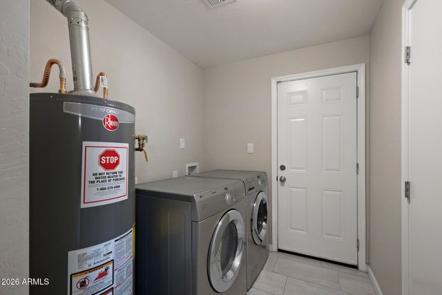 1835 W BEHREND Drive, Phoenix, AZ 85027
