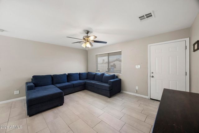 1835 W BEHREND Drive, Phoenix, AZ 85027