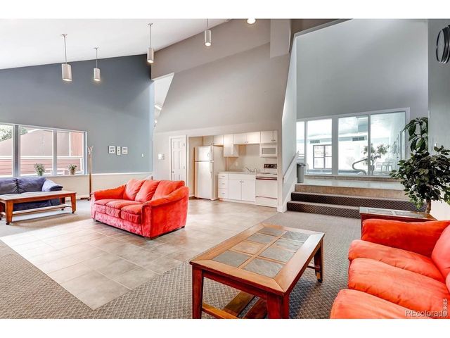 7395 E Eastman Ave L-203, Denver, CO 80231