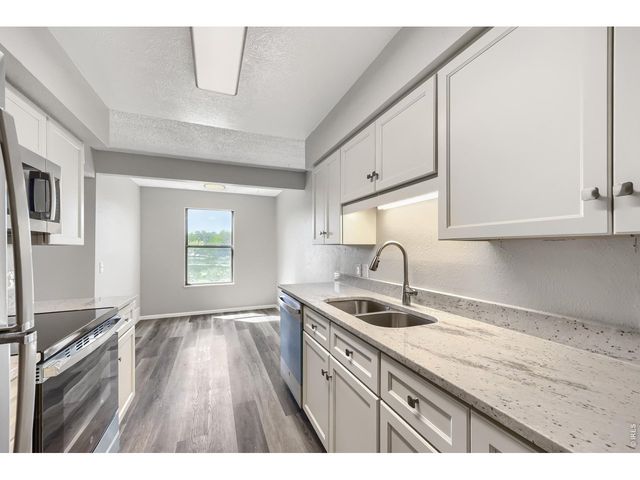 7395 E Eastman Ave L-203, Denver, CO 80231
