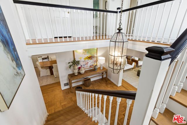 141 Barlock Avenue, Los Angeles, CA 90049