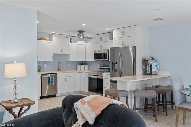 1435 Curlew AVE 3, Naples, FL 34102