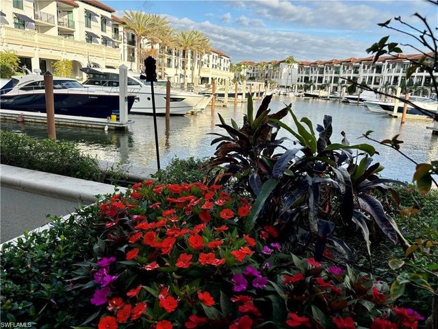 1435 Curlew AVE 3, Naples, FL 34102