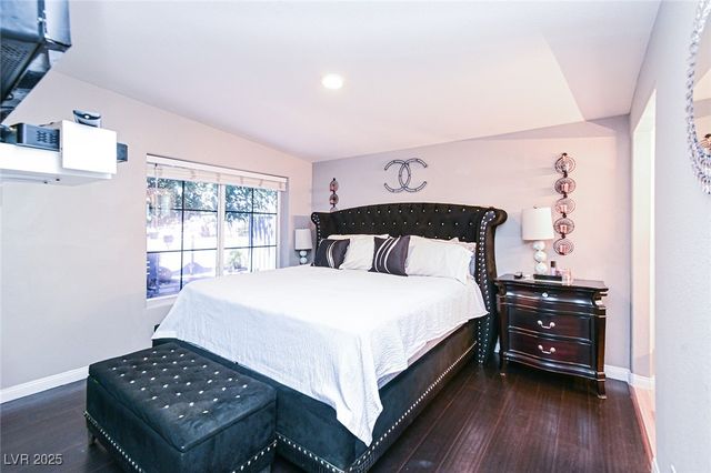 2824 El Toreador Street, Las Vegas, NV 89169