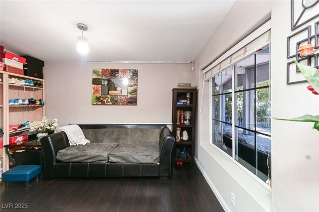 2824 El Toreador Street, Las Vegas, NV 89169