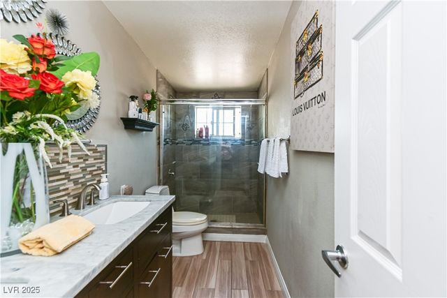 2824 El Toreador Street, Las Vegas, NV 89169