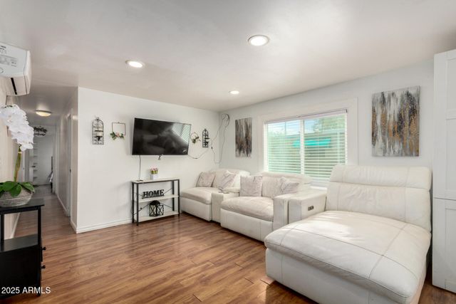 5601 W MISSOURI Avenue 32, Glendale, AZ 85301