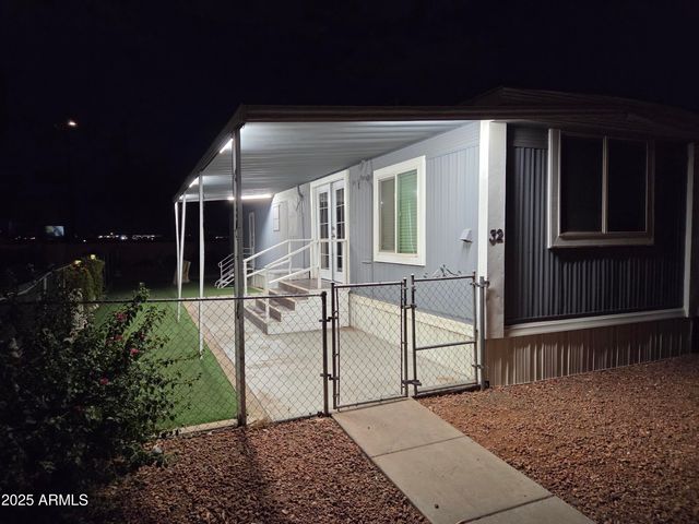 5601 W MISSOURI Avenue 32, Glendale, AZ 85301