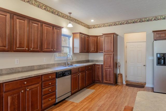 987 RIVERSIDE DR, Luray, VA 22835