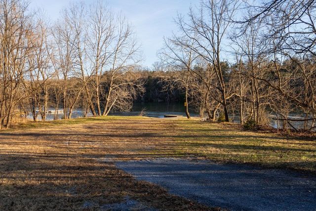 987 RIVERSIDE DR, Luray, VA 22835