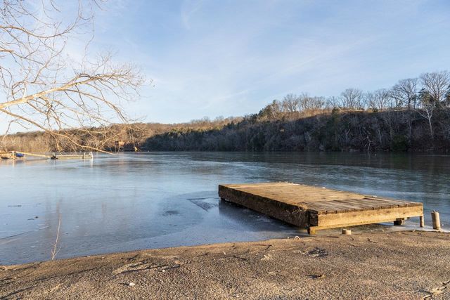 987 RIVERSIDE DR, Luray, VA 22835