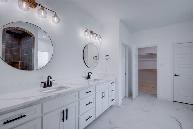 118 Amethyst St, Portland, TX 78374