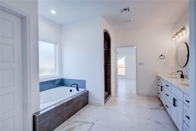 118 Amethyst St, Portland, TX 78374