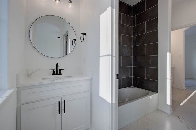 118 Amethyst St, Portland, TX 78374