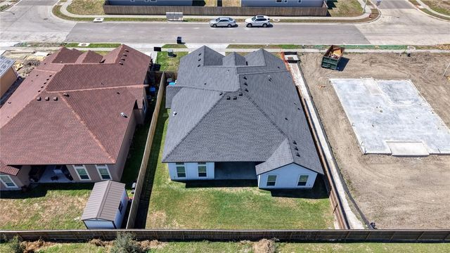 118 Amethyst St, Portland, TX 78374