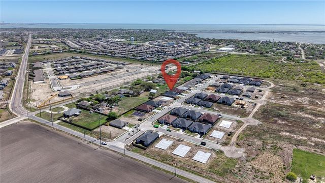 118 Amethyst St, Portland, TX 78374