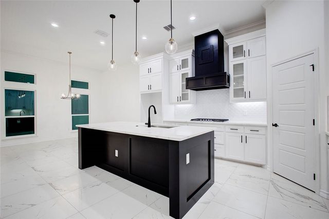 118 Amethyst St, Portland, TX 78374