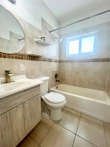 1679 NE 176 ST, North Miami Beach, FL 33162