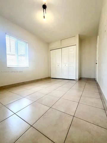 1679 NE 176 ST, North Miami Beach, FL 33162