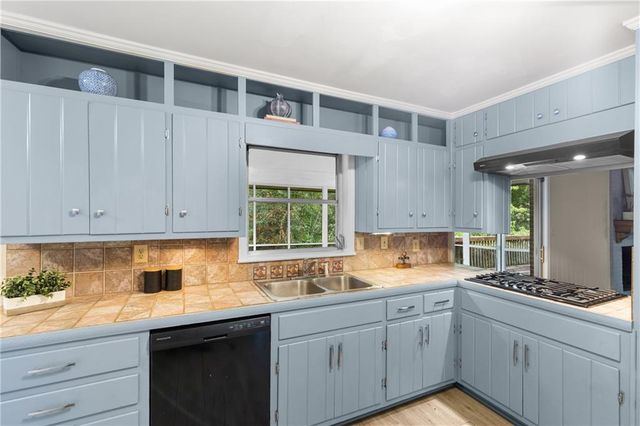 2433 Kingscliff Drive NE, Atlanta, GA 30345
