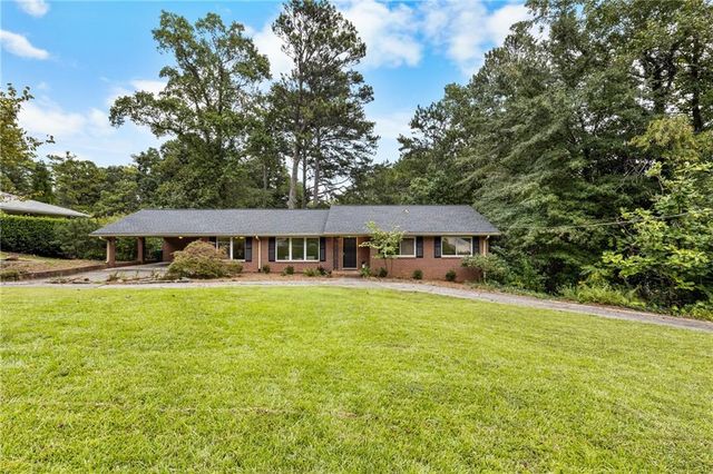 2433 Kingscliff Drive NE, Atlanta, GA 30345