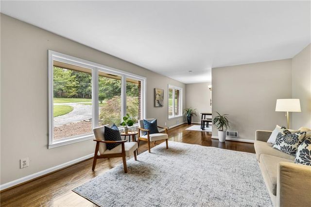 2433 Kingscliff Drive NE, Atlanta, GA 30345