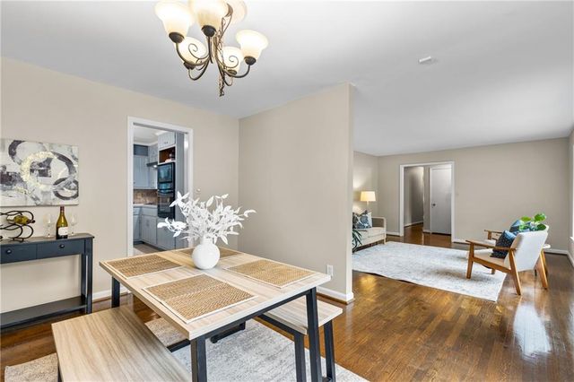 2433 Kingscliff Drive NE, Atlanta, GA 30345