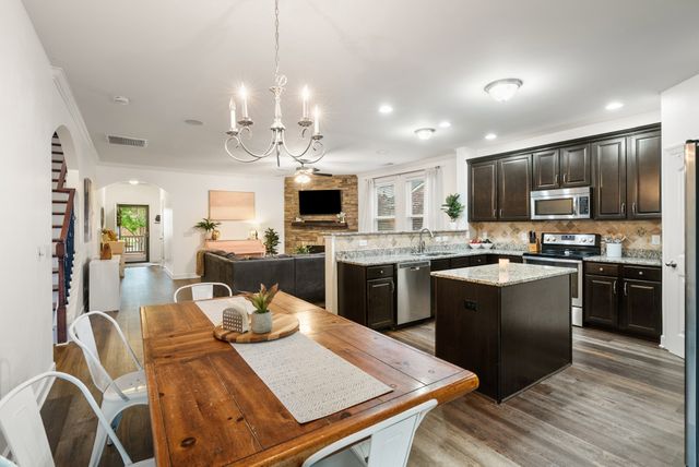 2014 Morton Dr, Spring Hill, TN 37174