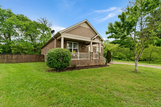 2014 Morton Dr, Spring Hill, TN 37174